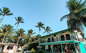 Indiana Kite School And Hostel